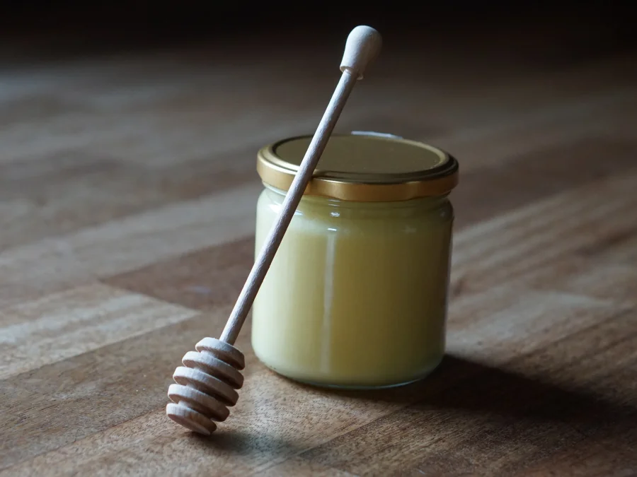 Unser Honig 3 bluetenhonig suess und mild im geschmack